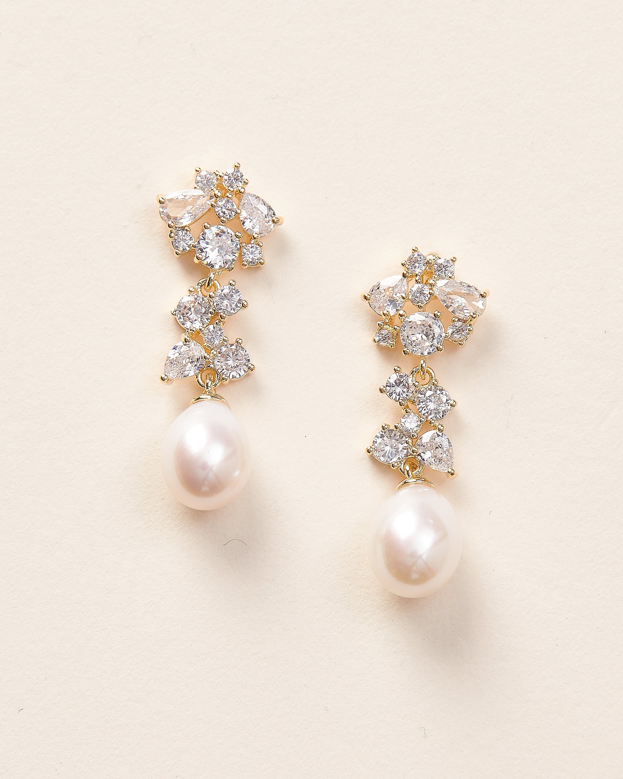 Silvia Pearl Earrings