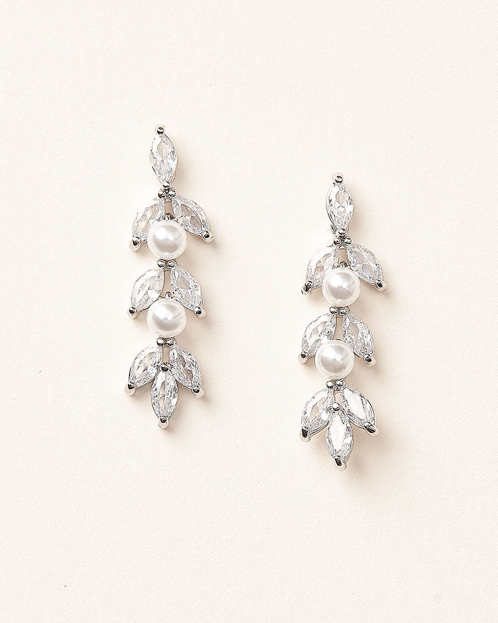 Sydney Pearl Earrings
